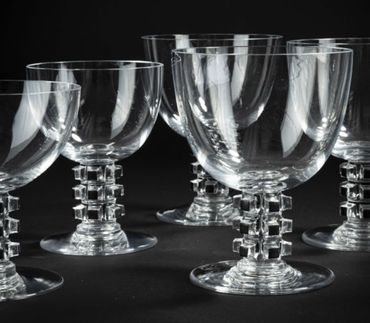 R. Lalique Unawihr Champagne Glass 3 of 3