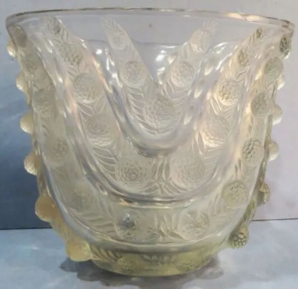 R. Lalique Vichy Vase