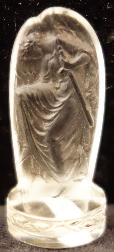 Rene Lalique  Victoire Cachet 