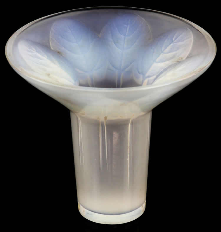 R. Lalique Violettes Vase