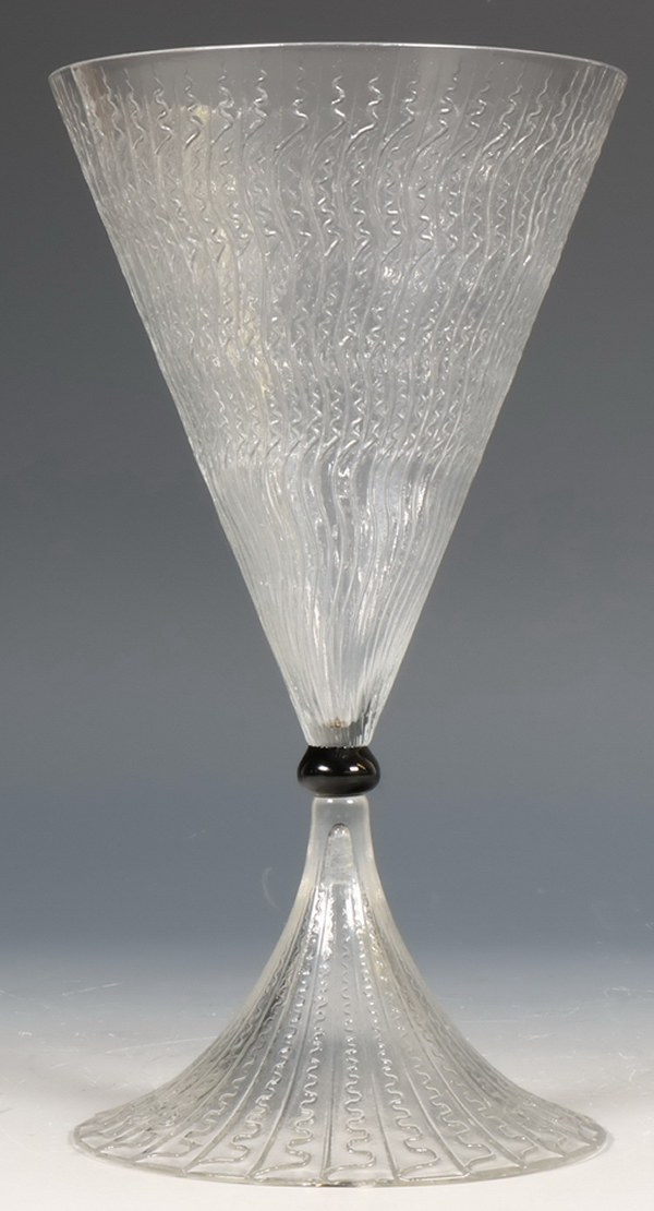 R. Lalique Vrilles de Vigne Glass
