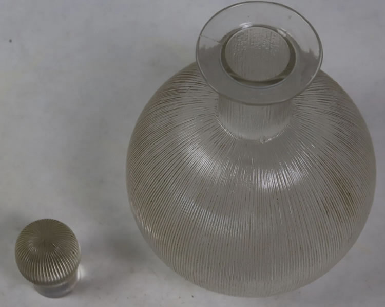 R. Lalique Wingen Carafe 2 of 2