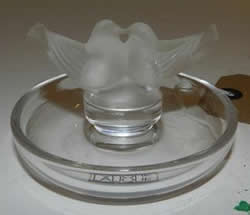Deux Colombes Lalique France Modern Crystal Ashtray