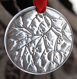 Gui Lalique France Modern Crystal Pendant Medallion