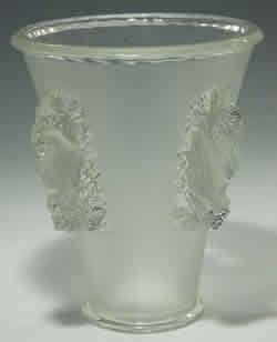 Saint-Emilion Lalique France Crystal Vase