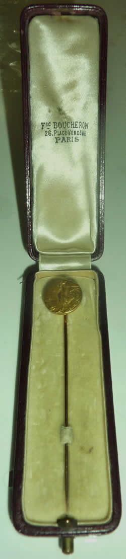 Louis Rault LR RL Signed 18k Gold Coq Motif Stickpin / Hatpin For Boucheron In Original Case