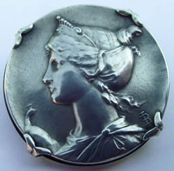 Louis Armand Rault Brooch of Female Figure Wearing A Crown In Profilewith LR Signature - RL Signature