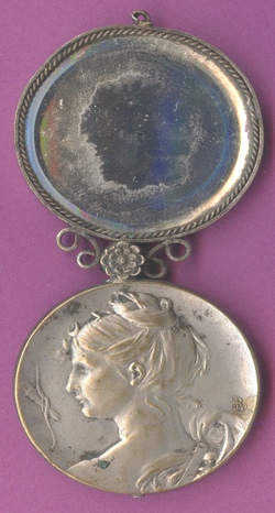 Louis Armand Rault Locket of Female Figure In Profile with LR Signature - RL Signature