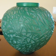 R Lalique Vase Gui