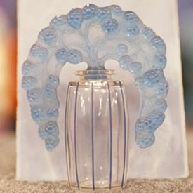 Rene Lalique Perfume Bottle Bouchon Mures