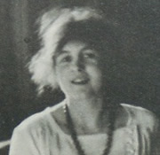 Suzanne Lalique Portrait