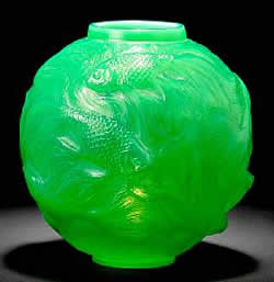 Rene Lalique Vase Formose