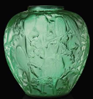 Lalique Vase Perruches in Green Glass