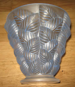 Lalique Moissac Footed Vase