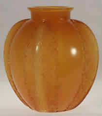 Rene Lalique Chardons Vase 2
